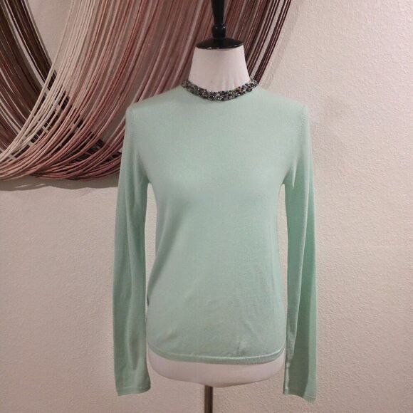TSE Cashmere Sweater with Beaded Neckline Sz M - Picture 2 of 7